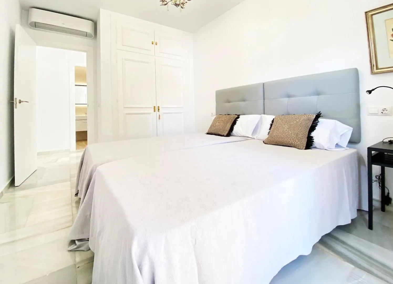 Tarifa Especial, Sin Aglomeraciones En Piscina Y Playa, Cerca De Puerto Banus Estepona Apartment